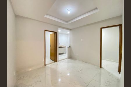 Casa para alugar com 55m², 2 quartos e sem vagaSala