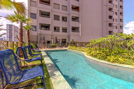 Apartamento à venda com 42m², 2 quartos e sem vagaÁrea comum - Piscina