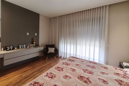 Casa de condomínio à venda com 289m², 3 quartos e 4 vagas Casa de condomínio à venda com 289m², 3 quartos e 4 vagas Suíte 2