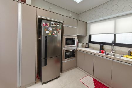 Casa de condomínio à venda com 289m², 3 quartos e 4 vagas Casa de condomínio à venda com 289m², 3 quartos e 4 vagasCozinha