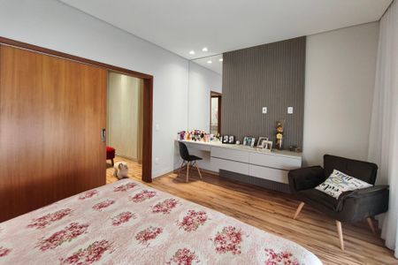 Casa de condomínio à venda com 289m², 3 quartos e 4 vagas Casa de condomínio à venda com 289m², 3 quartos e 4 vagas Suíte 2