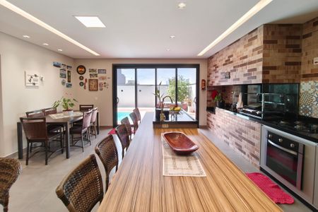 Casa de condomínio à venda com 289m², 3 quartos e 4 vagas Casa de condomínio à venda com 289m², 3 quartos e 4 vagasÁrea gourmet