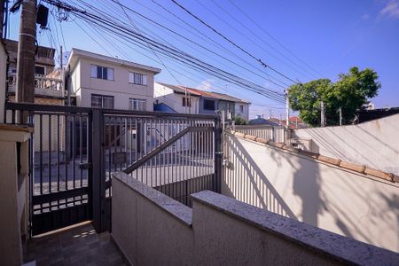 Casa à venda com 229m², 3 quartos e 4 vagas Casa à venda com 229m², 3 quartos e 4 vagasEntrada