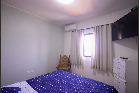 Casa à venda com 229m², 3 quartos e 4 vagas Casa à venda com 229m², 3 quartos e 4 vagasQuarto 1