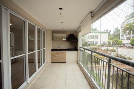 Apartamento à venda com 105m², 2 quartos e 2 vagasVaranda