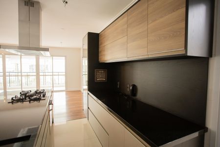 Apartamento à venda com 105m², 2 quartos e 2 vagasCozinha