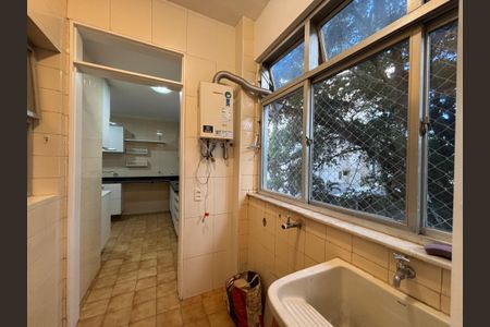 Apartamento à venda com 86m², 2 quartos e 2 vagas Apartamento à venda com 86m², 2 quartos e 2 vagasÁrea de serviço