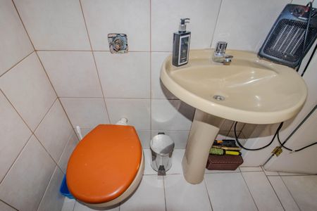 Casa à venda com 156m², 3 quartos e 2 vagasBanheiro da Suíte