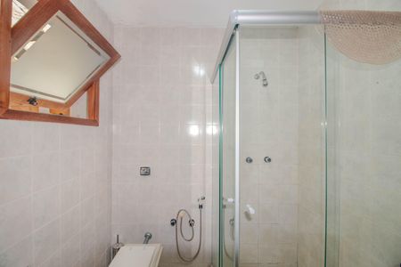 Casa à venda com 156m², 3 quartos e 2 vagasBanheiro Social