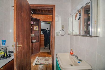 Casa à venda com 156m², 3 quartos e 2 vagasBanheiro Social