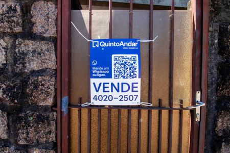 Casa à venda com 156m², 3 quartos e 2 vagasPlaquinha