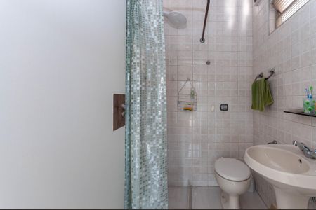 Casa à venda com 333m², 3 quartos e 10 vagas Casa à venda com 333m², 3 quartos e 10 vagasÁrea de Serviço