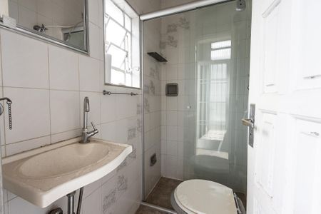 Casa à venda com 280m², 4 quartos e 1 vaga Casa à venda com 280m², 4 quartos e 1 vagaBanheiro de Serviço