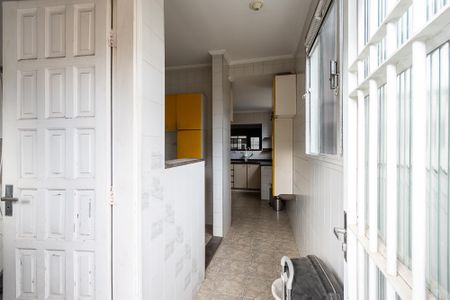 Casa à venda com 280m², 4 quartos e 1 vaga Casa à venda com 280m², 4 quartos e 1 vagaÁrea de Serviço