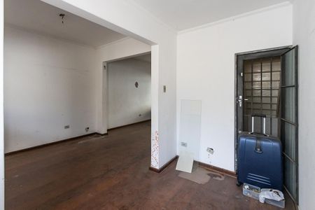 Casa à venda com 280m², 4 quartos e 1 vaga Casa à venda com 280m², 4 quartos e 1 vagaSala