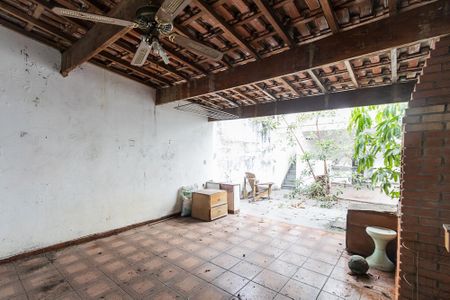 Casa à venda com 280m², 4 quartos e 1 vaga Casa à venda com 280m², 4 quartos e 1 vagaÁrea comum