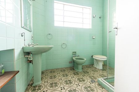 Casa à venda com 280m², 4 quartos e 1 vaga Casa à venda com 280m², 4 quartos e 1 vagaBanheiro 1