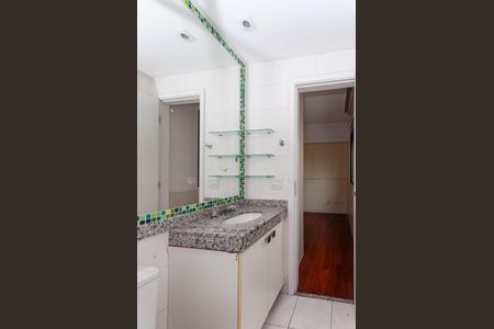 Apartamento à venda com 178m², 3 quartos e 3 vagas Apartamento à venda com 178m², 3 quartos e 3 vagasBanheiro da Suíte 2