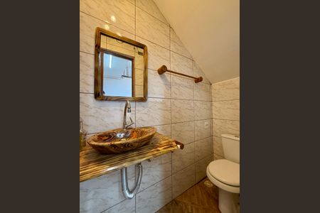 Lavabo de casa para alugar com 3 quartos, 250m² em Jardim Cristin Alice, Guarulhos
