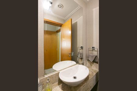 Apartamento à venda com 171m², 4 quartos e 3 vagas Apartamento à venda com 171m², 4 quartos e 3 vagasLavabo