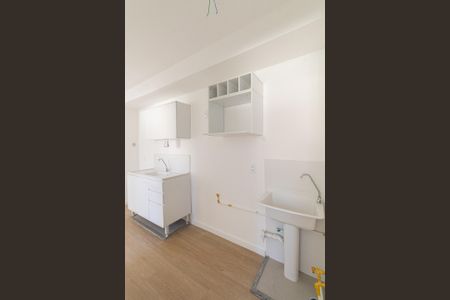 Apartamento para alugar com 35m², 2 quartos e sem vaga Apartamento para alugar com 35m², 2 quartos e sem vagaCozinha e Área de Serviço
