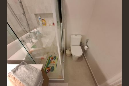 Apartamento à venda com 153m², 3 quartos e 1 vaga Apartamento à venda com 153m², 3 quartos e 1 vagaBanheiro Social