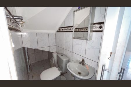 Casa à venda com 240m², 3 quartos e 4 vagas Casa à venda com 240m², 3 quartos e 4 vagasLavabo