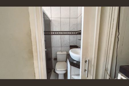 Casa à venda com 240m², 3 quartos e 4 vagas Casa à venda com 240m², 3 quartos e 4 vagasBanheiro da Suíte