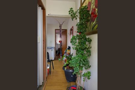 Entrada de casa à venda com 1 quarto, 650m² em Del Castilho, Rio de Janeiro