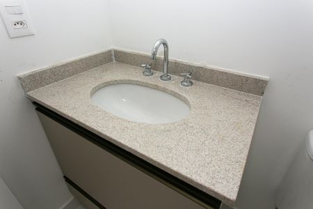 Banheiro de kitnet/studio à venda com 1 quarto, 26m² em Vila Matilde, São Paulo