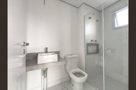 Apartamento à venda com 81m², 2 quartos e 2 vagas Apartamento à venda com 81m², 2 quartos e 2 vagasBanheiro da Suíte 1