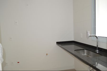Apartamento à venda com 81m², 2 quartos e 2 vagasCozinha