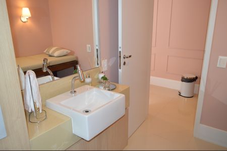 Apartamento à venda com 81m², 2 quartos e 2 vagasÁrea comum