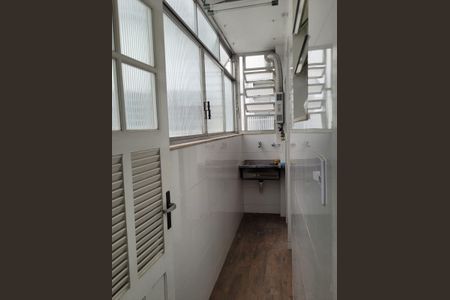 Apartamento à venda com 80m², 2 quartos e sem vaga Apartamento à venda com 80m², 2 quartos e sem vagaLavanderia