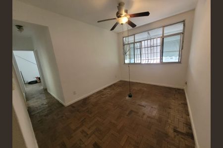 Sala de apartamento à venda com 2 quartos, 80m² em Santa Rosa, Niterói