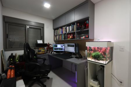 Apartamento à venda com 155m², 3 quartos e 2 vagasEscritório