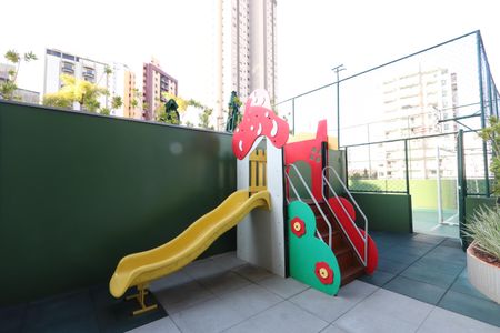 Apartamento à venda com 155m², 3 quartos e 2 vagasÁrea comum - Playground