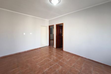 Casa para alugar com 148m², 3 quartos e 2 vagasSala