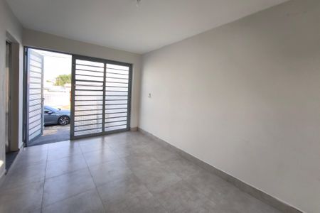 Casa para alugar com 148m², 3 quartos e 2 vagas Casa para alugar com 148m², 3 quartos e 2 vagasQuintal - Garagem
