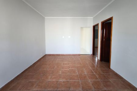 Casa para alugar com 148m², 3 quartos e 2 vagasSala