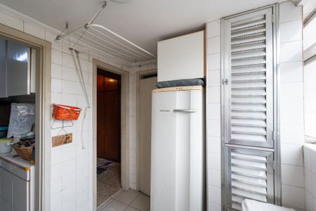Apartamento à venda com 78m², 3 quartos e 2 vagas Apartamento à venda com 78m², 3 quartos e 2 vagasÁrea de Serviço
