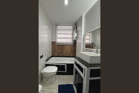 Apartamento à venda com 90m², 2 quartos e 1 vagaBanheiro social