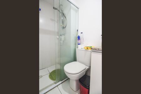 Apartamento à venda com 74m², 3 quartos e 2 vagas Apartamento à venda com 74m², 3 quartos e 2 vagasBanheiro da Suíte