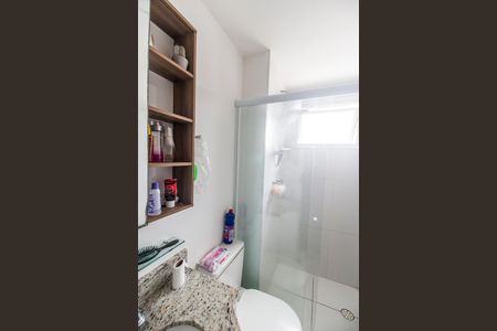 Apartamento à venda com 74m², 3 quartos e 2 vagas Apartamento à venda com 74m², 3 quartos e 2 vagasBanheiro 2