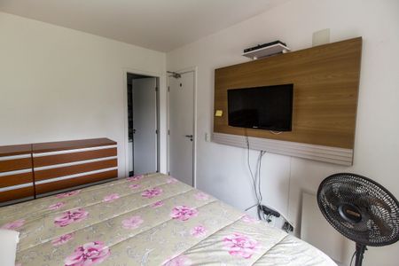 Apartamento à venda com 74m², 3 quartos e 2 vagas Apartamento à venda com 74m², 3 quartos e 2 vagasSuíte