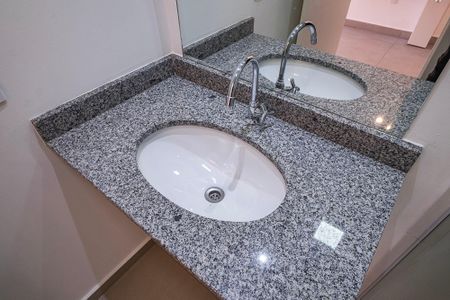 Studio para alugar com 26m², 1 quarto e sem vaga Studio para alugar com 26m², 1 quarto e sem vagaBanheiro