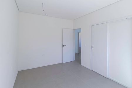 Casa de condomínio à venda com 600m², 3 quartos e 3 vagas Casa de condomínio à venda com 600m², 3 quartos e 3 vagasSemi Suíte 2