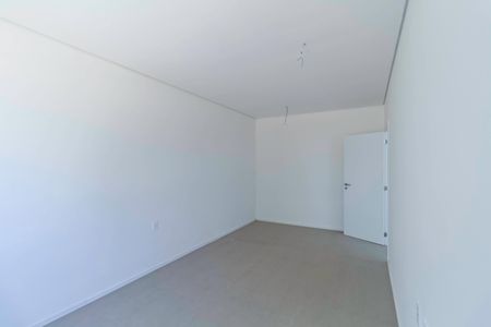 Casa de condomínio à venda com 600m², 3 quartos e 3 vagas Casa de condomínio à venda com 600m², 3 quartos e 3 vagasSuíte 1