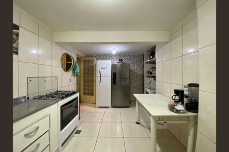 Casa de condomínio à venda com 110m², 4 quartos e 1 vaga Casa de condomínio à venda com 110m², 4 quartos e 1 vagaCozinha