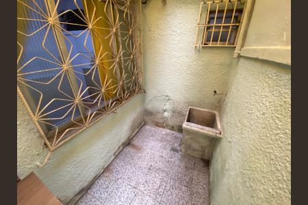 Casa de condomínio à venda com 110m², 4 quartos e 1 vaga Casa de condomínio à venda com 110m², 4 quartos e 1 vagaÁrea de Serviço